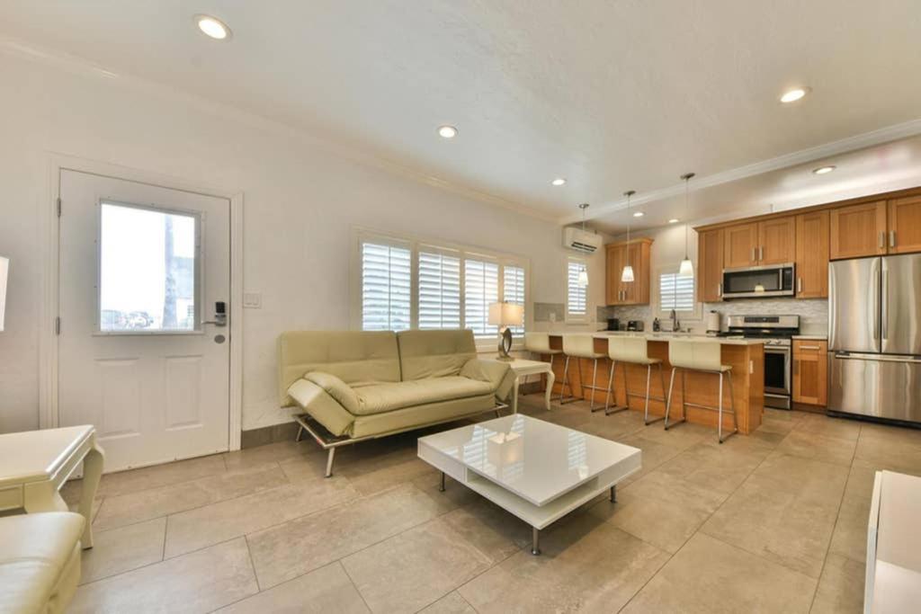 1000#1 Contemporary Home W/ Parking, Grill, & Ac! Newport Beach Zewnętrze zdjęcie