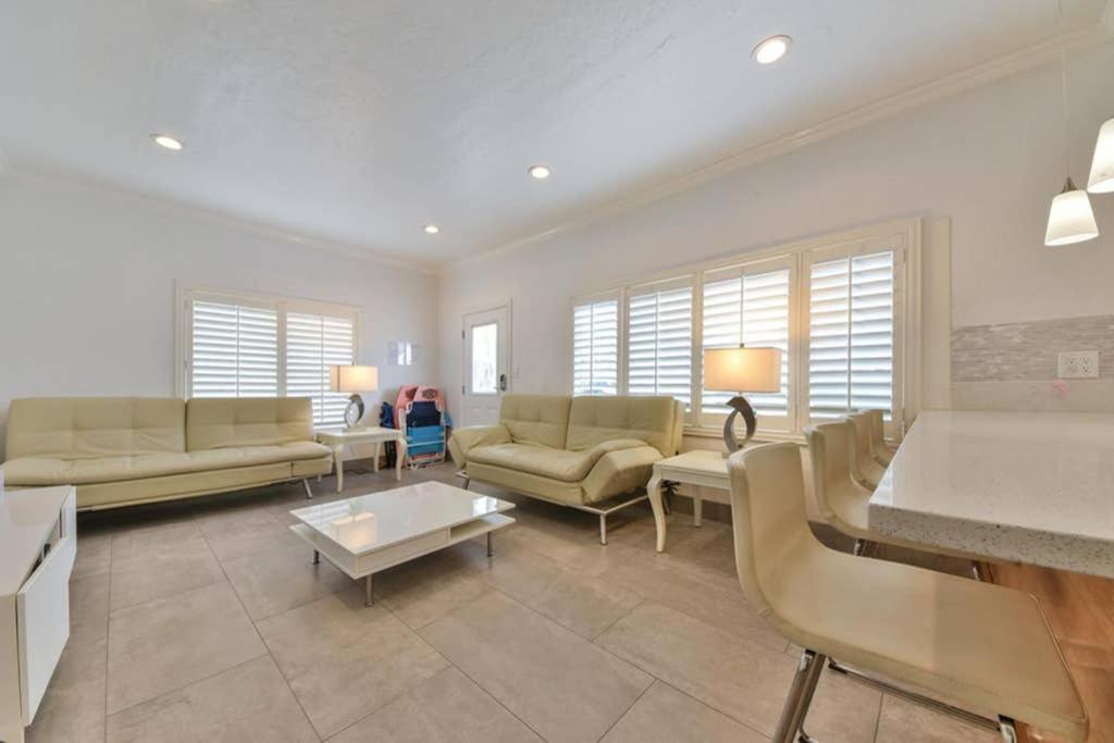1000#1 Contemporary Home W/ Parking, Grill, & Ac! Newport Beach Zewnętrze zdjęcie